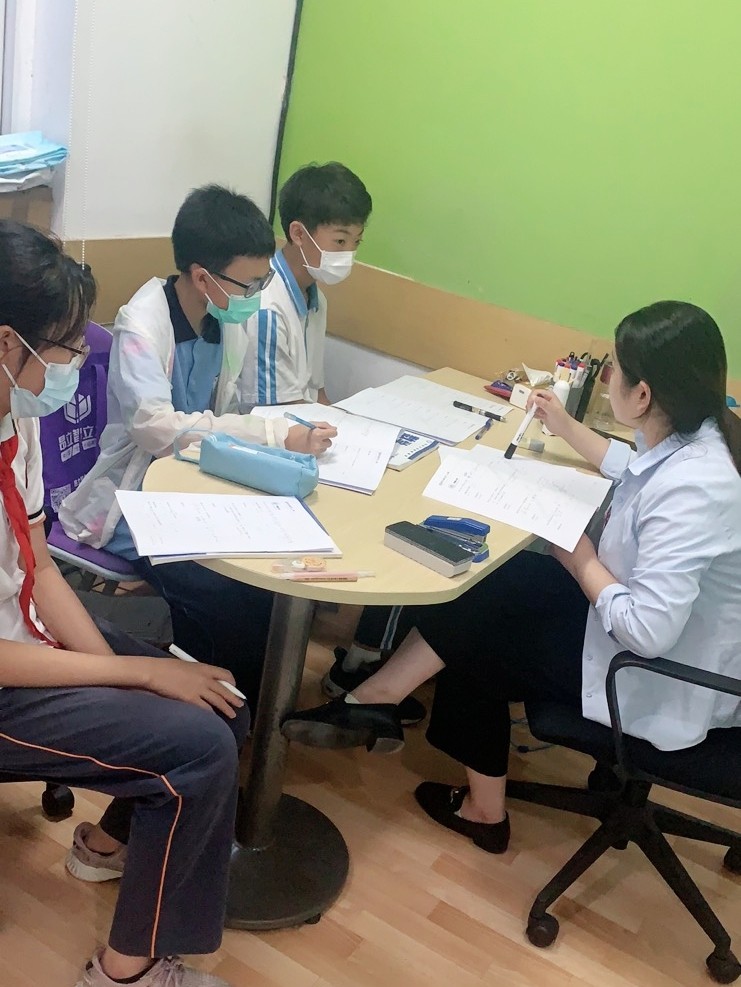 课堂情况1.jpg 课堂情况1.jpg